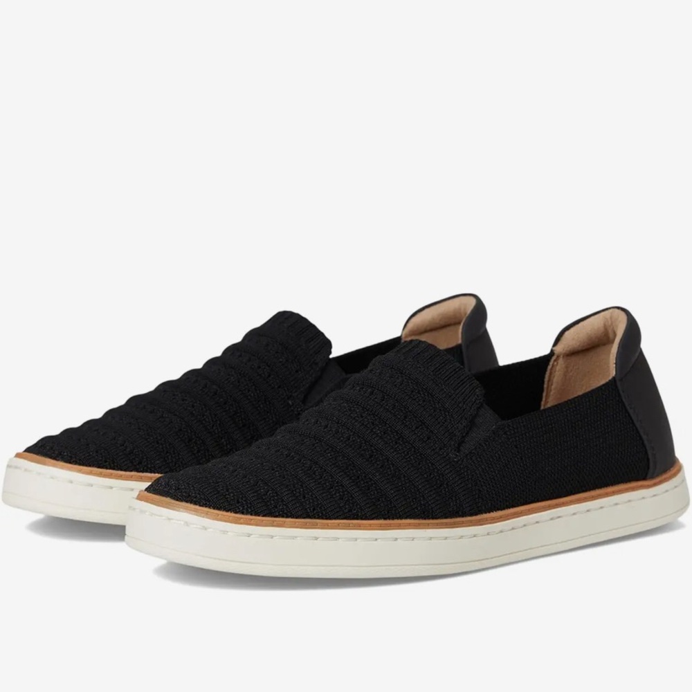 FINAL SALE PRICE Naturalizer Soul Slip On Shoes